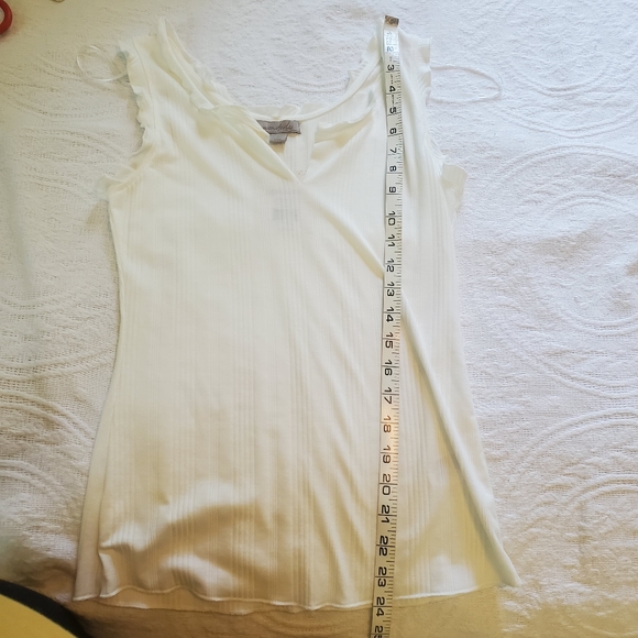 Wonderly Ribbed Flutter Peasant Tank - Picture 6 of 8